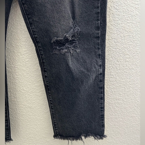 Loft Straight Crop - Picture 3 of 7